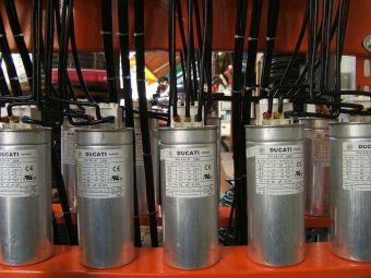 Khái niệm tụ bù là gi
